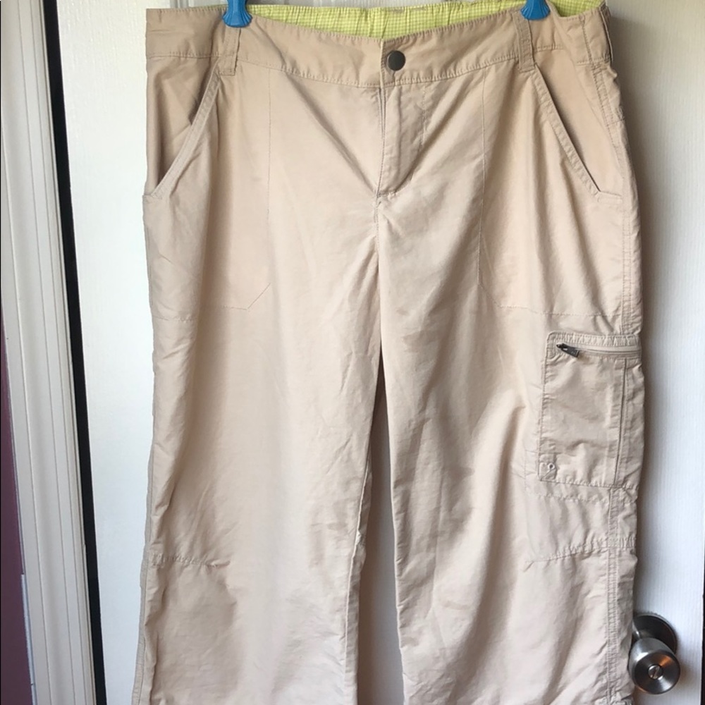 Women’s Outdoor Cargo Pants
